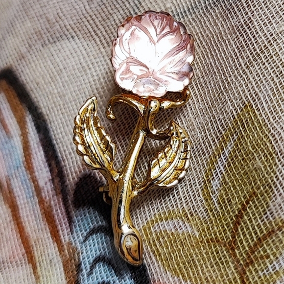 Whiting & Davis Fruit Salad Pink Rose Molded Lucite Vintage Brooch Gold Tone EUC - Picture 10 of 13